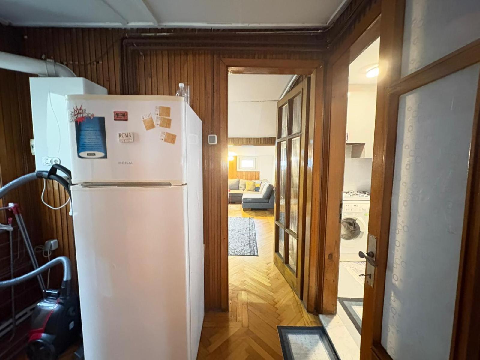 Bohemian Flat, 2br, In Taksim Square, Beyoglu İstanbul