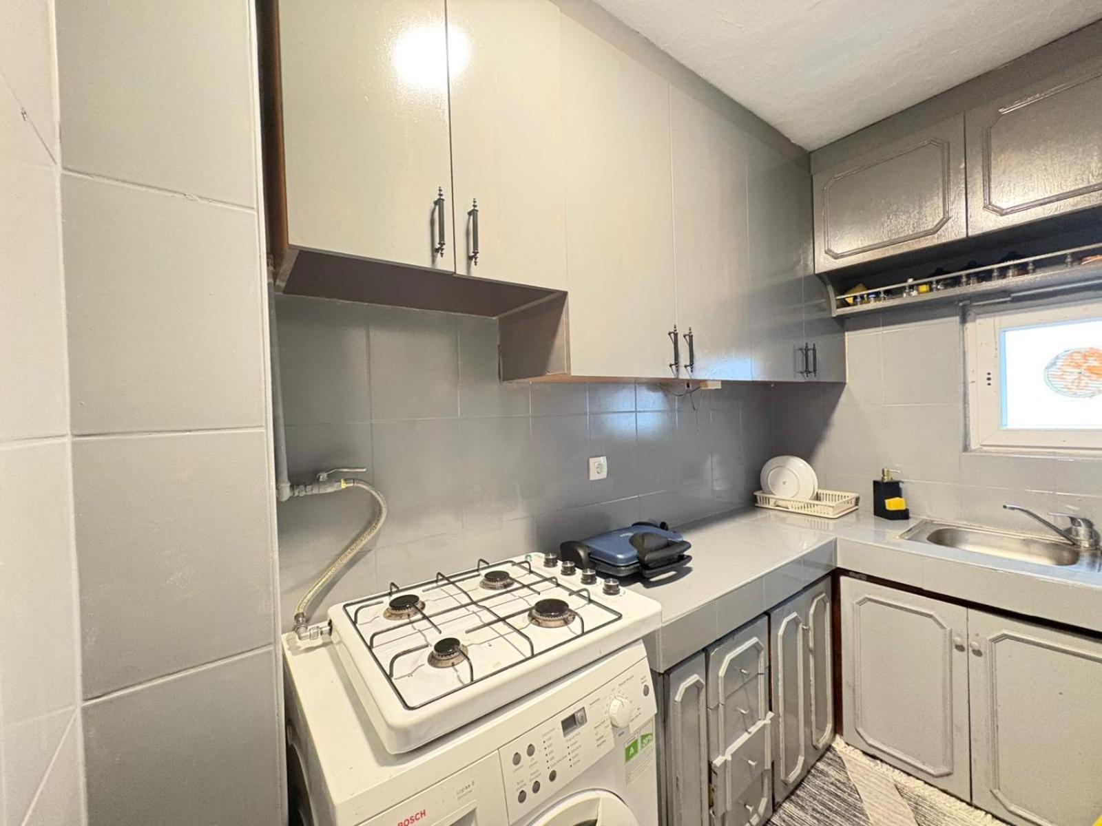 Bohemian Flat, 2br, In Taksim Square, Beyoglu