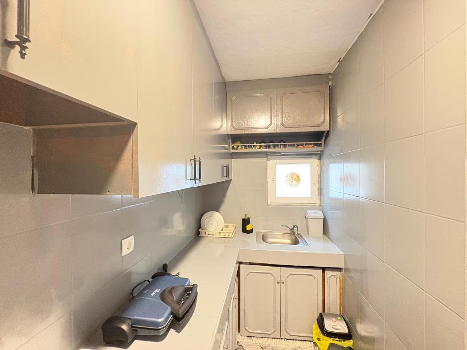 Daire Bohemian Flat, 2br, In Taksim Square, Beyoglu İstanbul